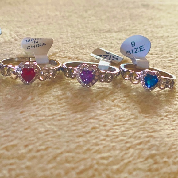 Beautiful Heart Rings Perfect for Someone Special - Picture 2 of 7